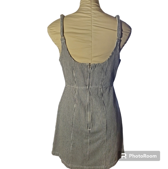 Urban Outfitters BDG Hudson Black and White Pinstriped Denim Mini Dress Size M - Picture 5 of 10